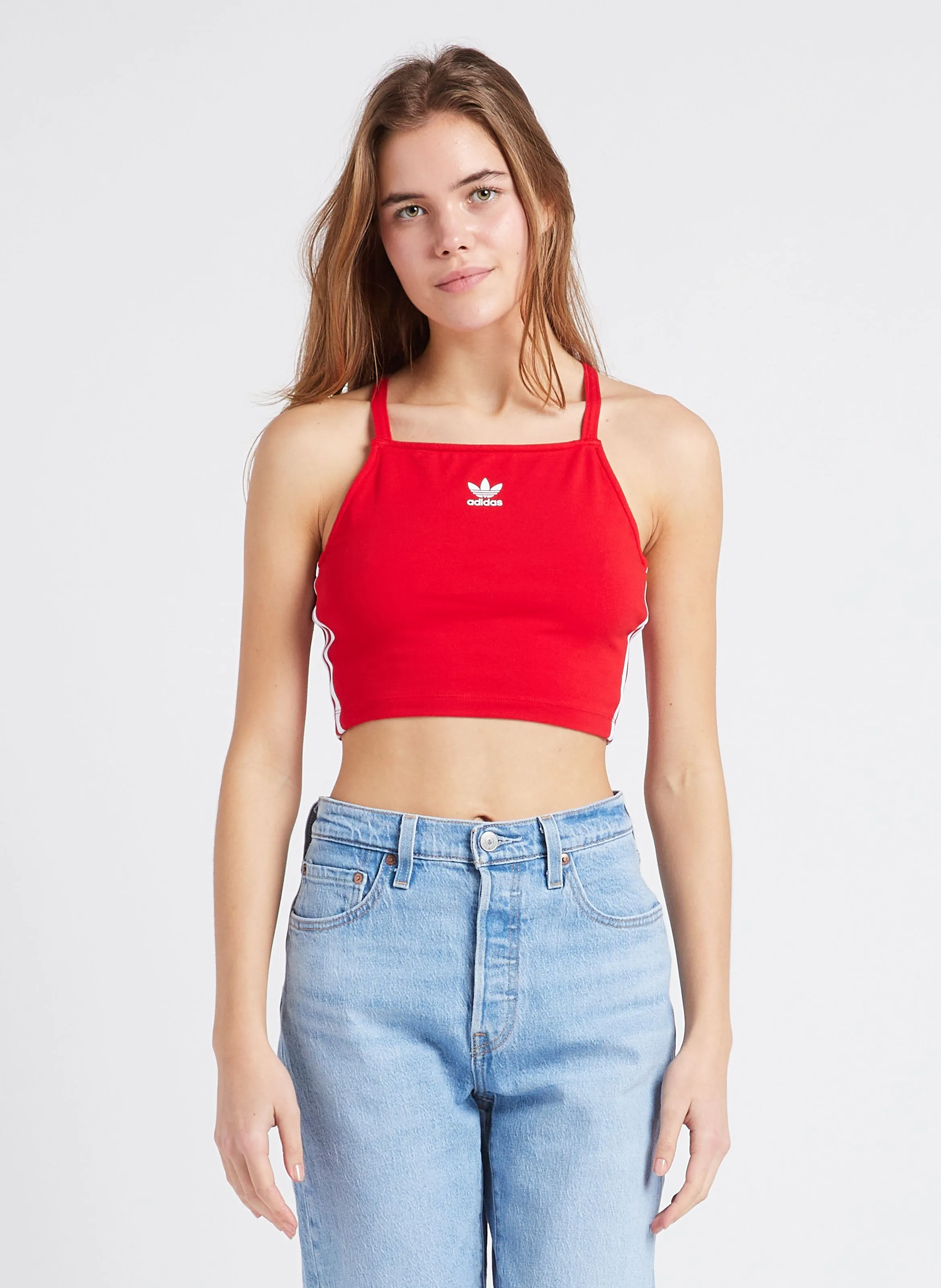 ADIDAS Crop top de algodón elástico en rojo