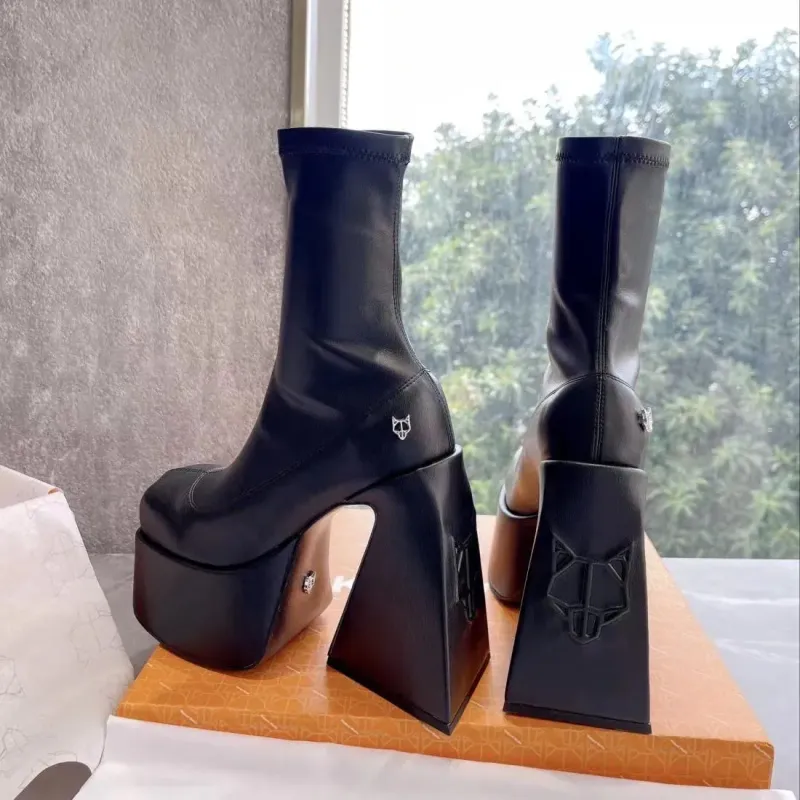 Bota Diseñador de lujo Desnudo Wolfe Spice Botas elásticas negras Circunferencia Tela forro elástico estira el material superior