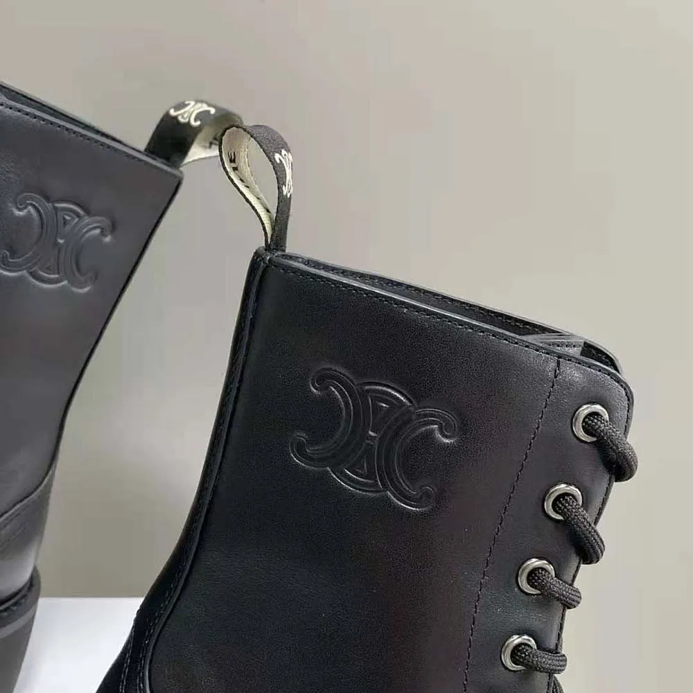 Celine Mujer Bota con cordones y suela con tachuelas Celine Bulky en Shiny Bull-Black