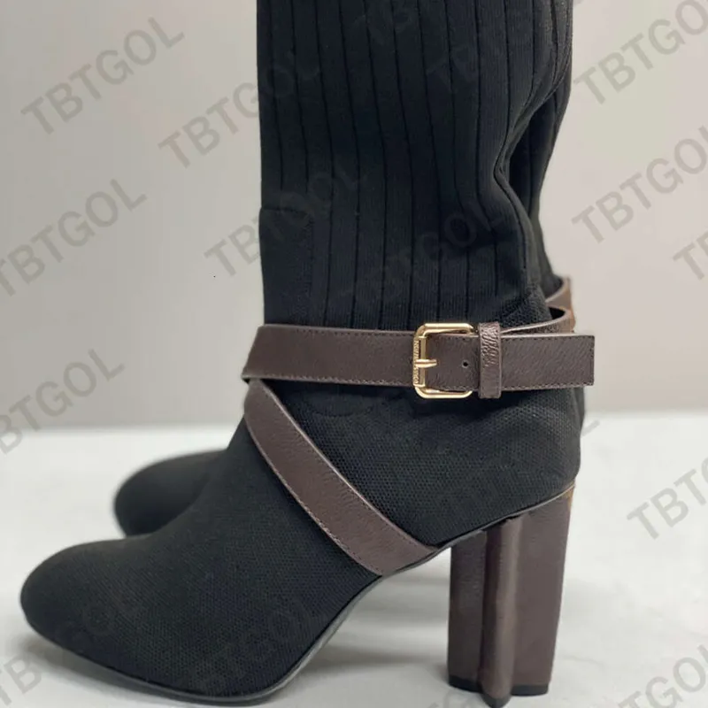 Diseñadores Botas Silueta Tobillo Bota Tacones Zapatos Mujer Plataforma Tacones Calcetines de punto Bota Bordado Letras Elástico