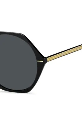 Gafas de sol de acetato negro con montura angular