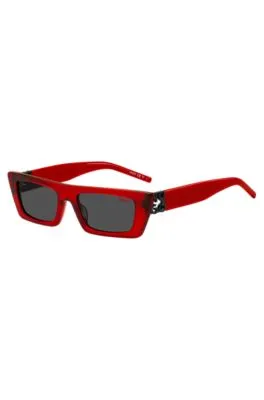 Gafas de sol de acetato rojo con monograma en 3D