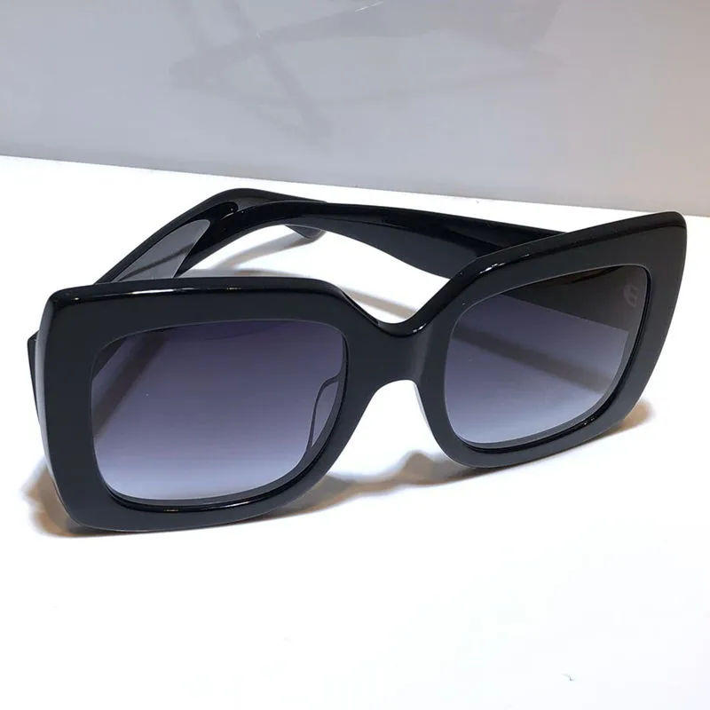 Gafas de sol para hombres y mujeres estilo de verano 0083S Anti-ultravioleta Retro placa cuadrada marco completo moda caja aleat