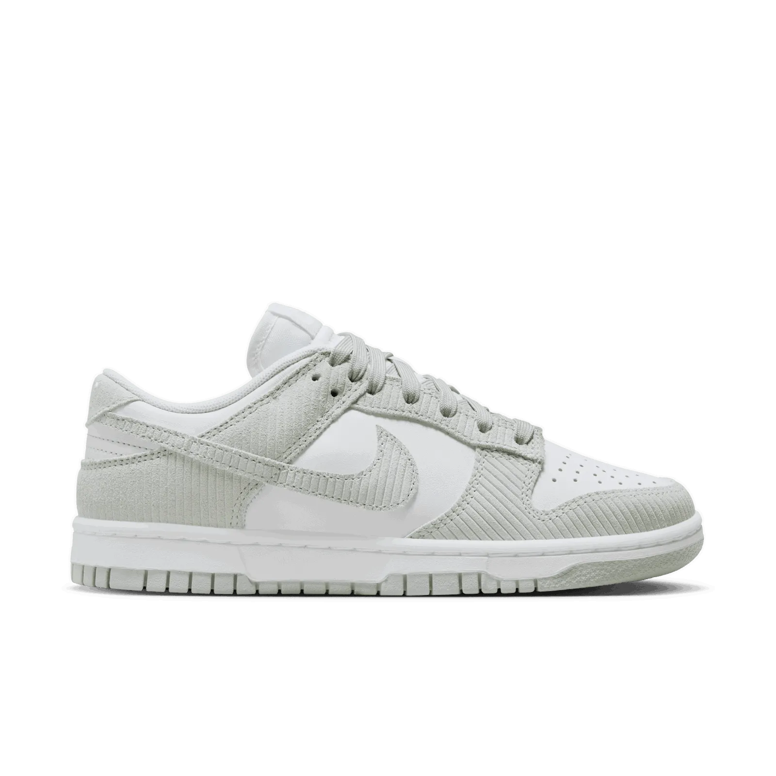 Nike Dunk Low "Grey Corduroy" W