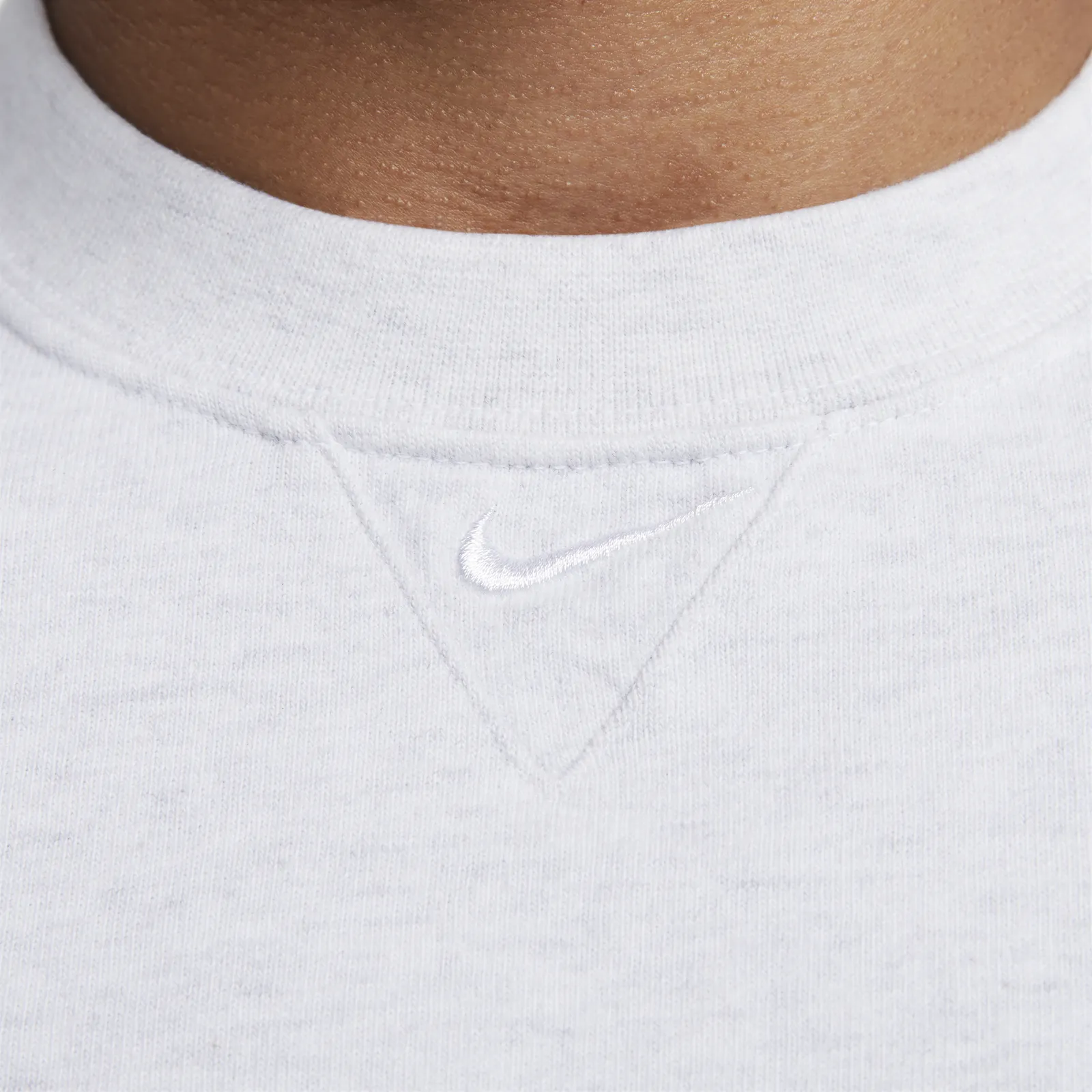 Nike Solo Swoosh Tee